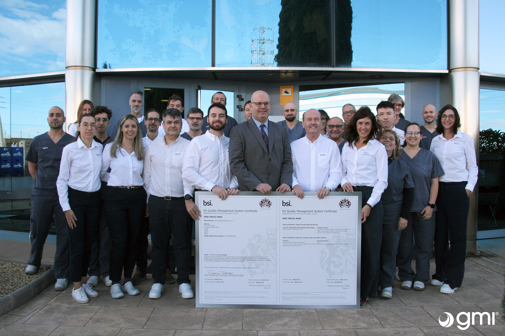 Entrega Certificado BSI Nov25 12